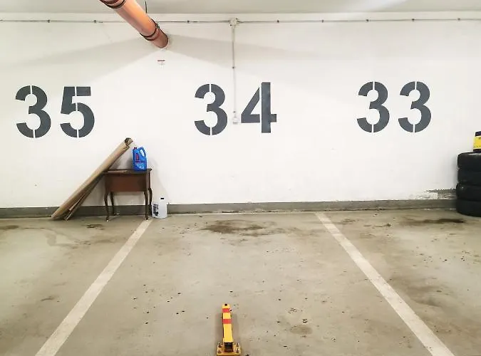 Apartment Jagielly ~ Self Check-in 24h ~ Parking & Lift